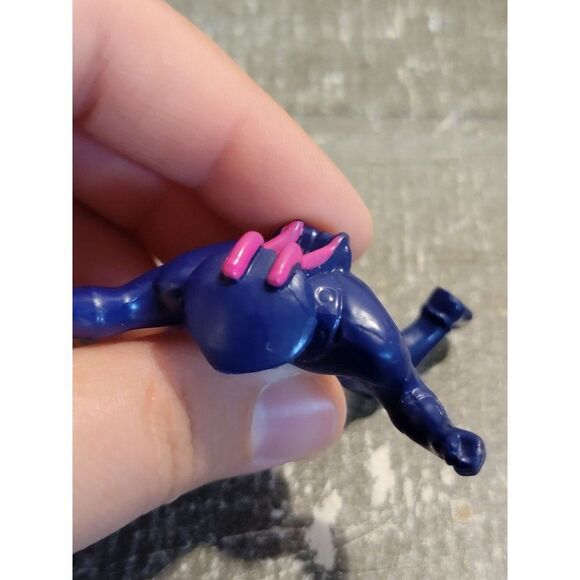 Villain purple robot alien McDonald's 2011 toy figure - Picture 3 of 4